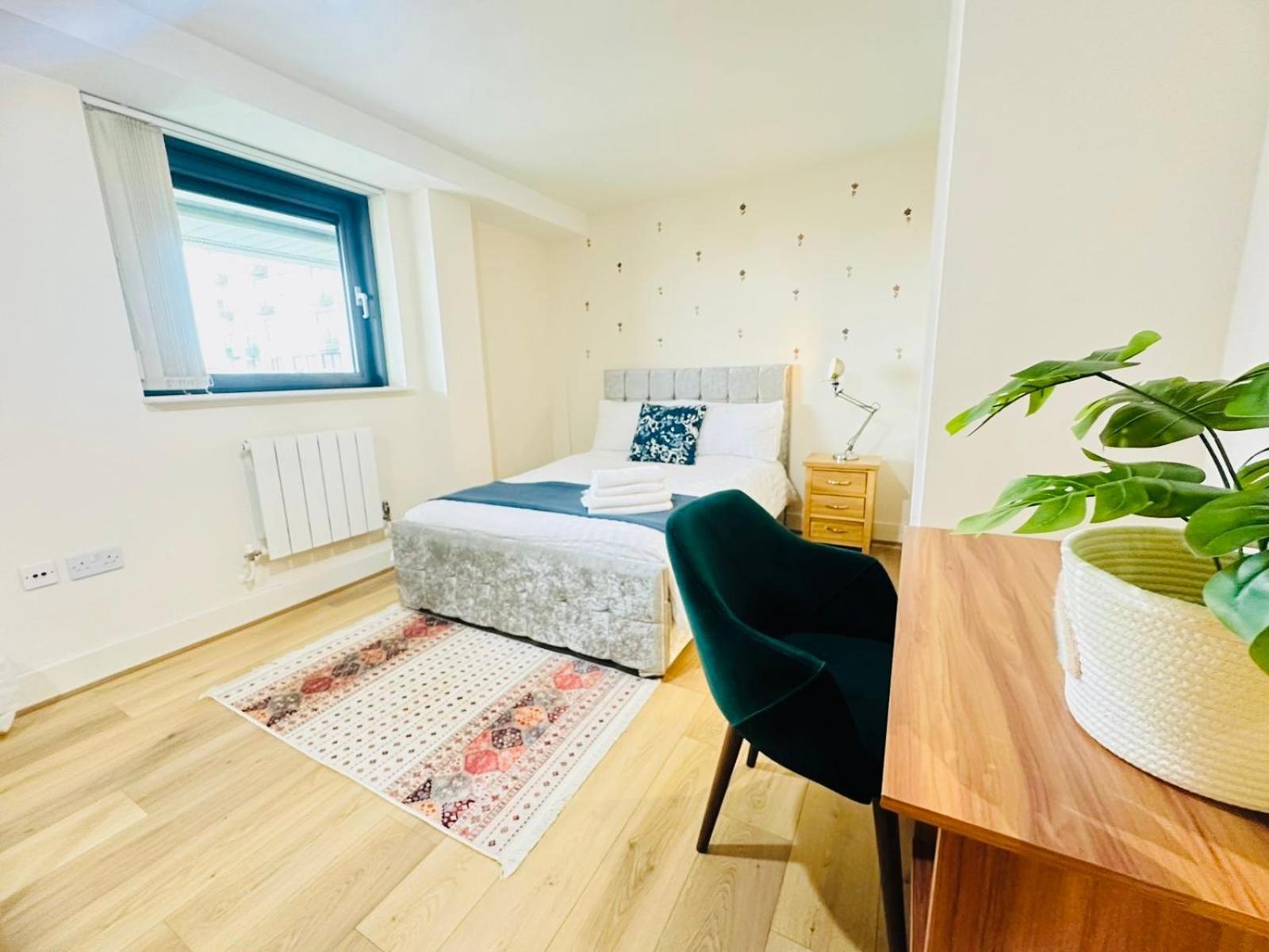 לונדון Modern 2Bed 2Bath Apartment Canary Wharf - Upto 5 Person מראה חיצוני תמונה