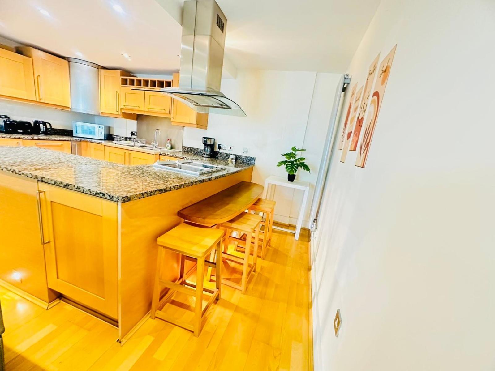 לונדון Modern 2Bed 2Bath Apartment Canary Wharf - Upto 5 Person מראה חיצוני תמונה